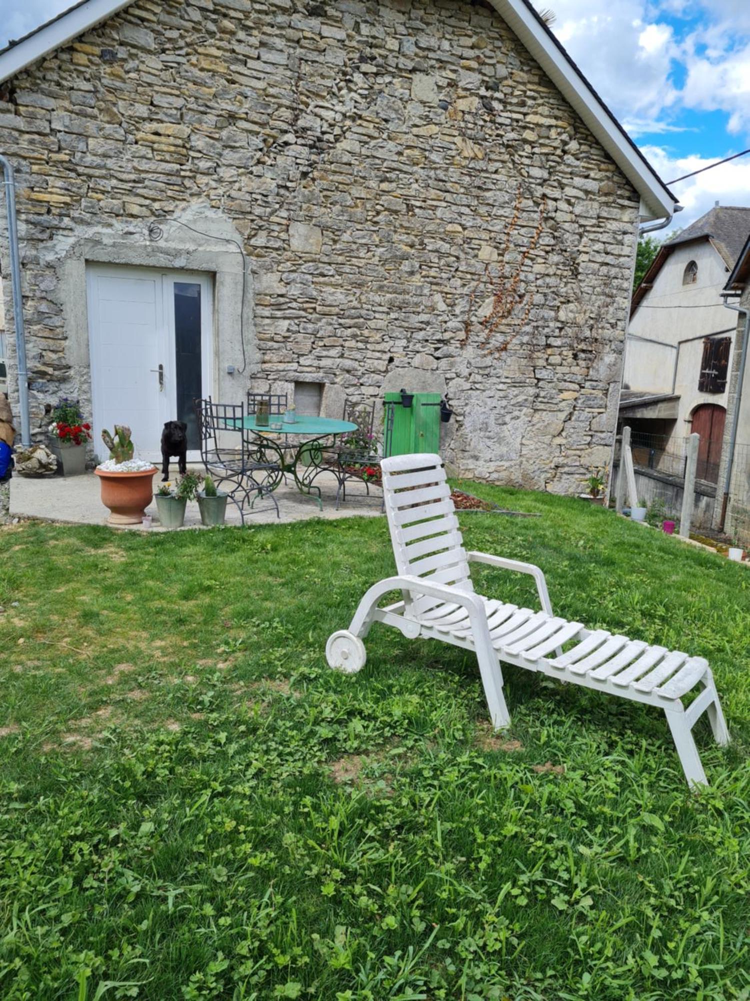 Appartement De La Laiterie Avec Petit Jardin. Eysus Esterno foto